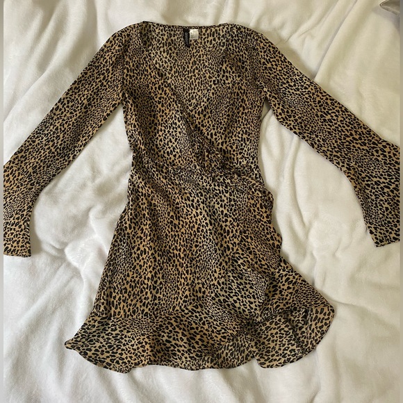 Leopard Print Wrap Dress - Picture 2 of 6